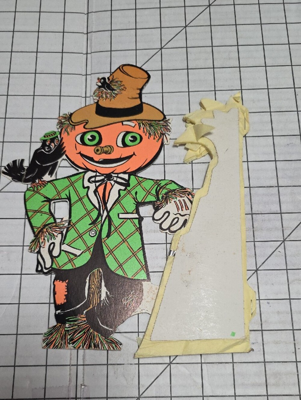Scarecrow W Crow & Honeycomb Stalks VTG Beistle 11" T X 12.5"W - Picture 14 of 14